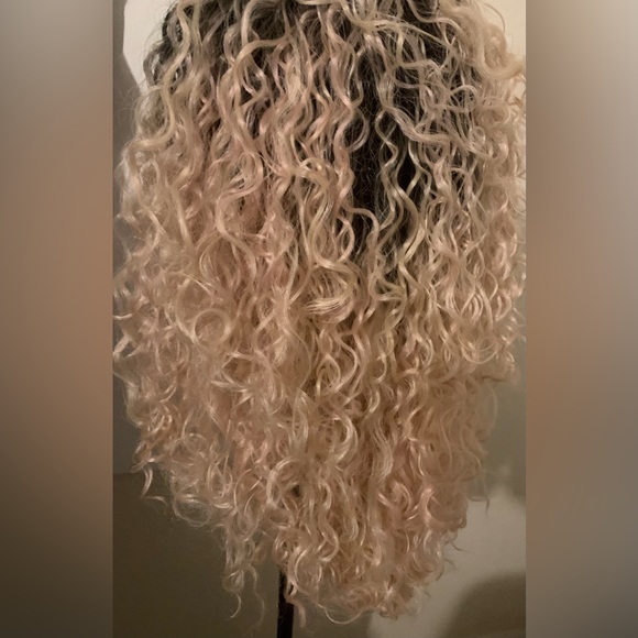 Instant Wig - Picture 3 of 9